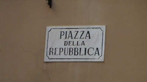 Piazza Della Repubblica alebo Námestie republiky v Cortone