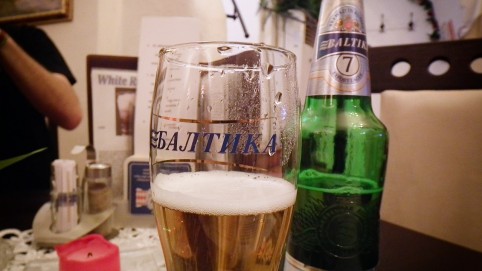 Po ťažkom zostupe, ochutnávka ruského piva Baltika